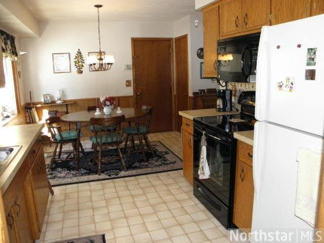 7430 Lakeside Road Northeast Fridley, MN 55432 - Photo 7 of 12