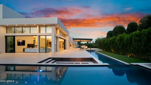 $12,988,000 | 6601 East San Miguel Avenue, Paradise Valley, AZ 85253