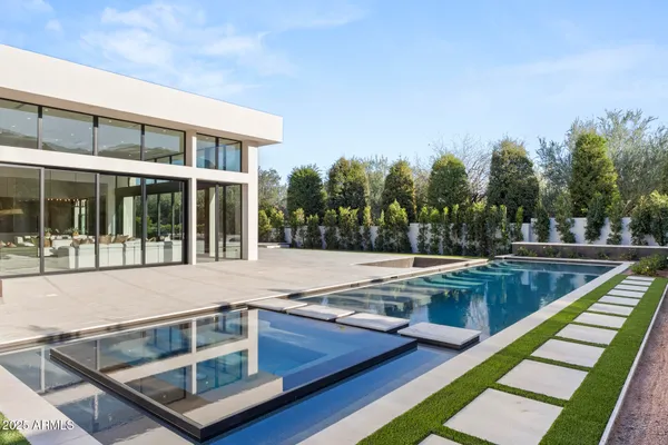 $12,988,000 | 6601 East San Miguel Avenue, Paradise Valley, AZ 85253