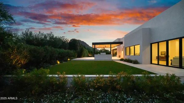 $12,988,000 | 6601 East San Miguel Avenue, Paradise Valley, AZ 85253