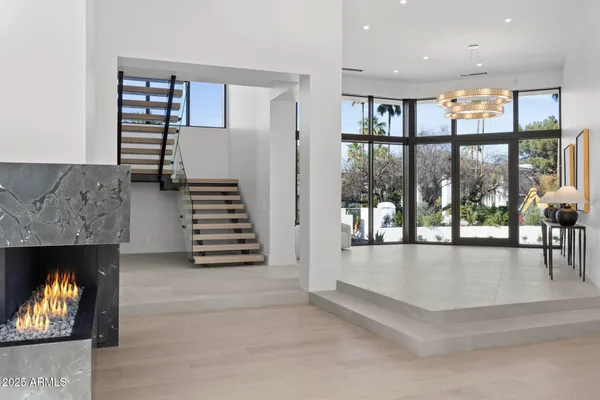 $12,988,000 | 6601 East San Miguel Avenue, Paradise Valley, AZ 85253