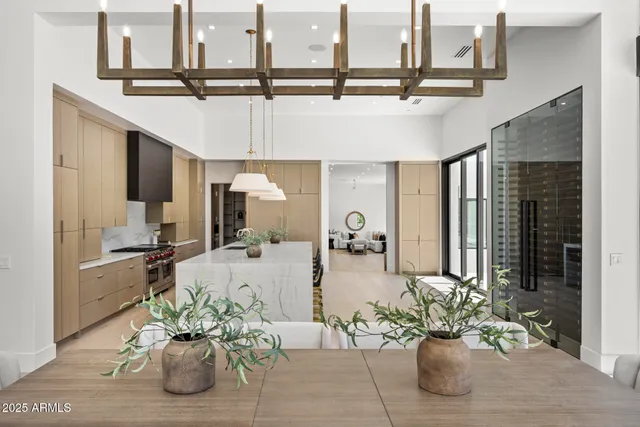 $12,988,000 | 6601 East San Miguel Avenue, Paradise Valley, AZ 85253