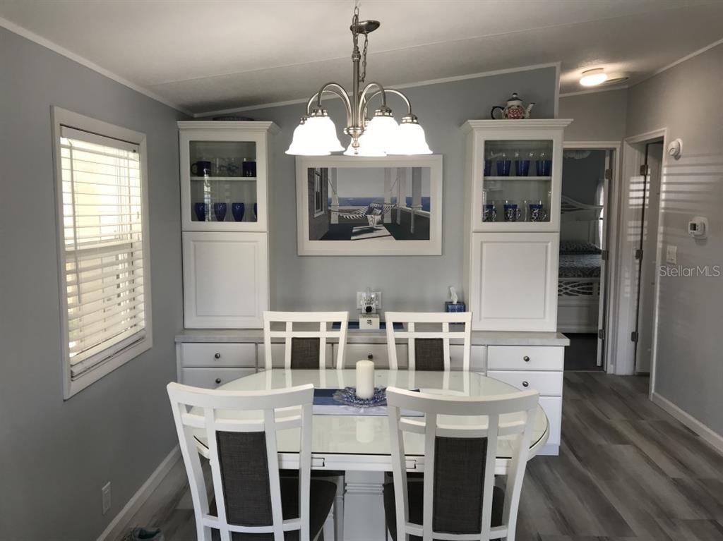 2081 Detroiter Street Sarasota, FL 34231 - Photo 5 of 6