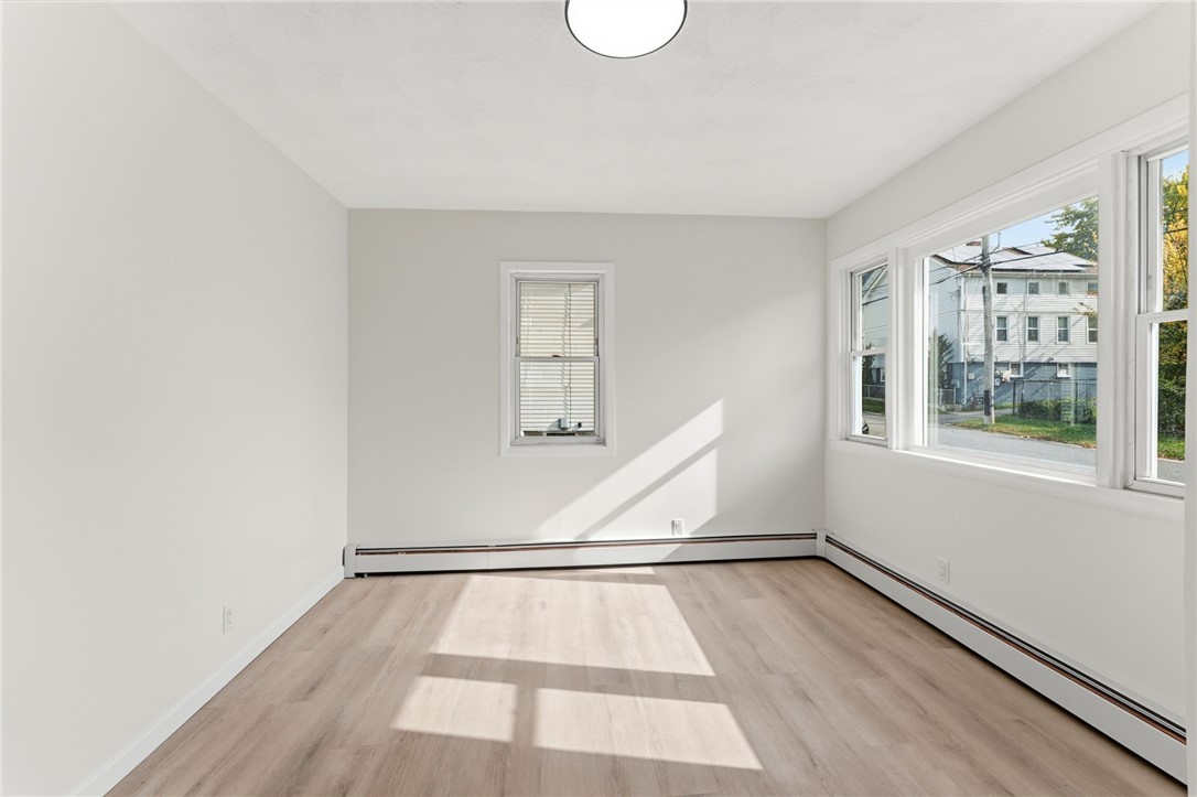 26 Alto Street Providence, RI 02909 - Photo 4 of 34