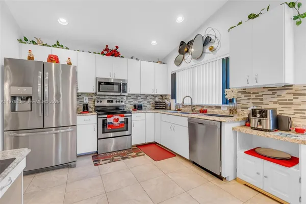 $819,900 | 18201 Southwest 87th Avenue, Palmetto Bay, FL 33157