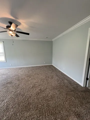 $2,300 | 660 Elm Street, Clarksville, TN 37040