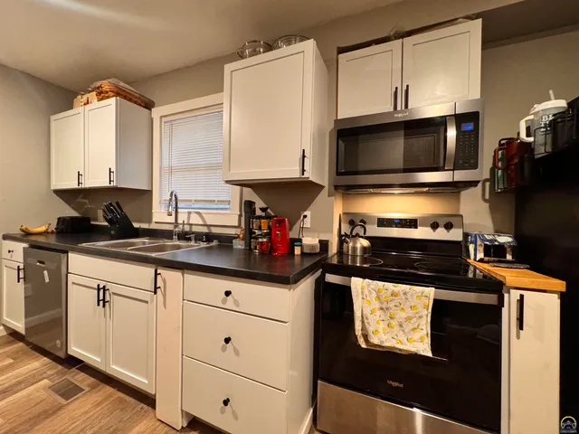 $180,000 | 329 Northwest Waite Street, Topeka, KS 66606