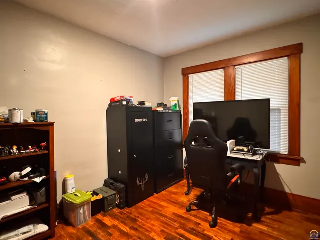 $180,000 | 329 Northwest Waite Street, Topeka, KS 66606