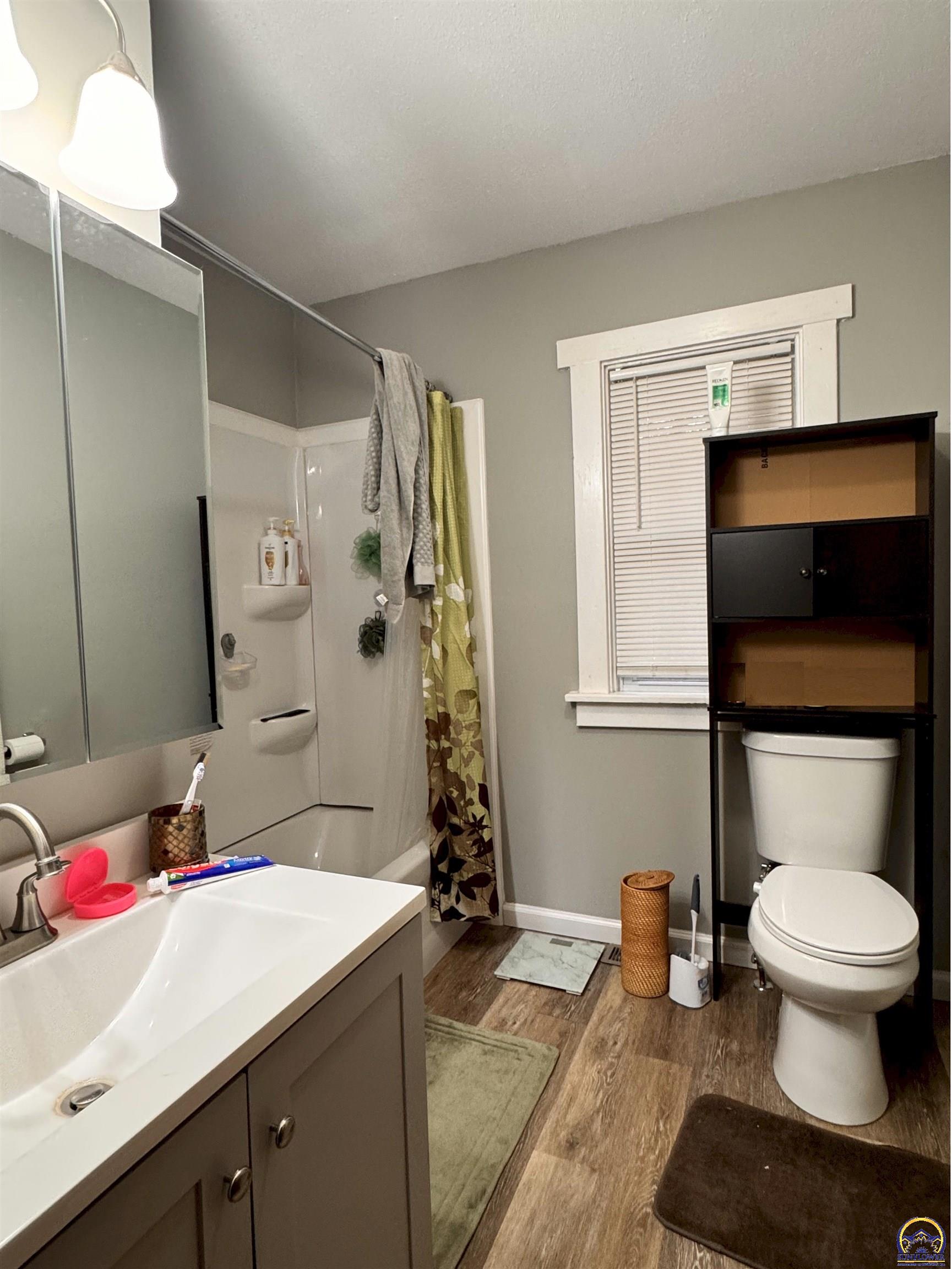 329 Northwest Waite Street Topeka, KS 66606 - Photo 19 of 35