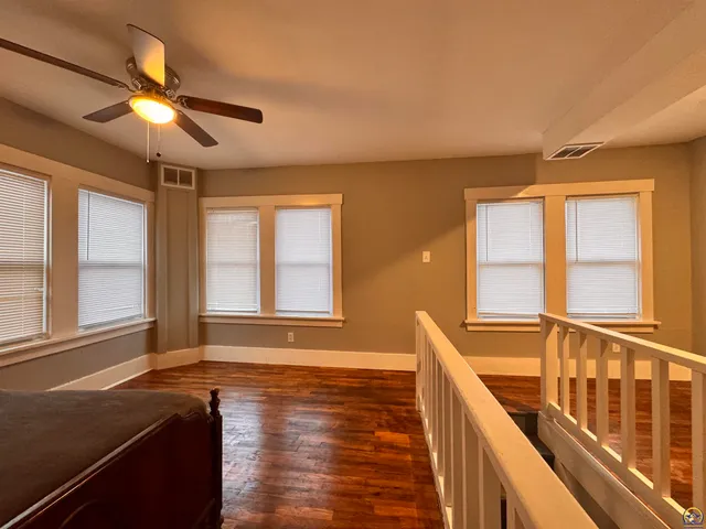 $180,000 | 329 Northwest Waite Street, Topeka, KS 66606