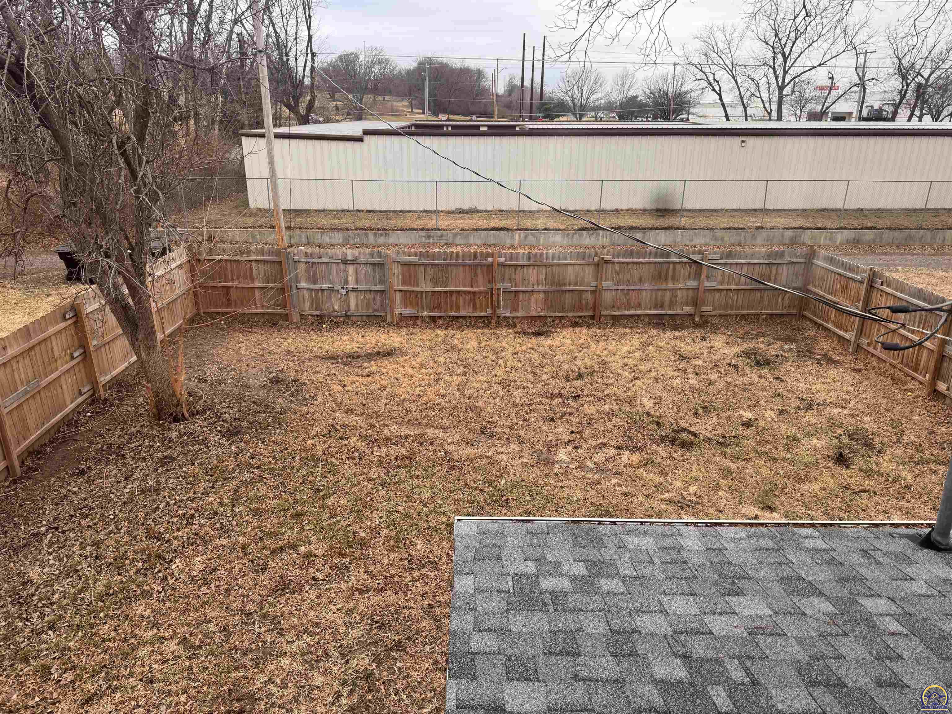 329 Northwest Waite Street Topeka, KS 66606 - Photo 30 of 35