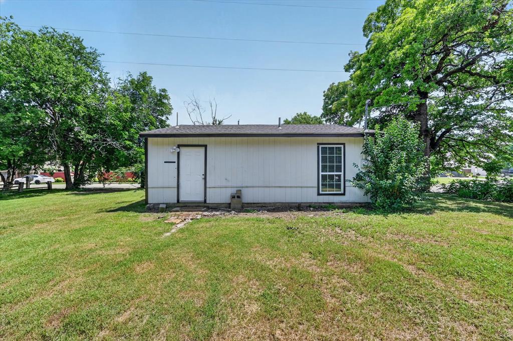 601 Royal Street Cleburne, TX 76031 - Photo 21 of 27