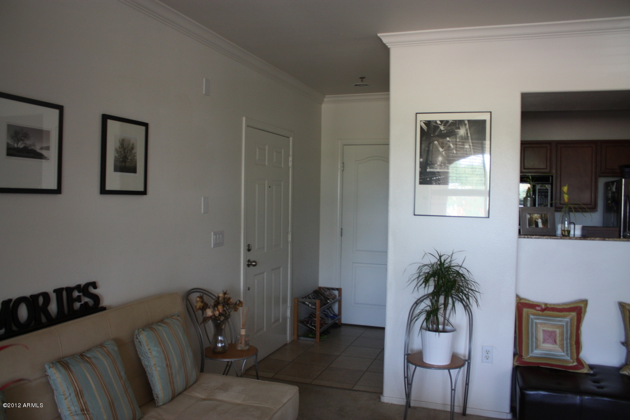 2134 East Broadway Road, Unit 2016 Tempe, AZ 85282 - Photo 14 of 19 15