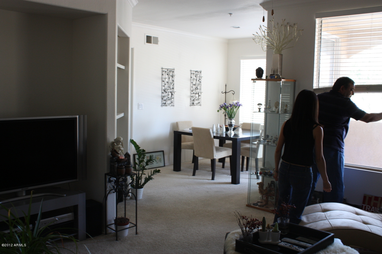 2134 East Broadway Road, Unit 2016 Tempe, AZ 85282 - Photo 7 of 19 6