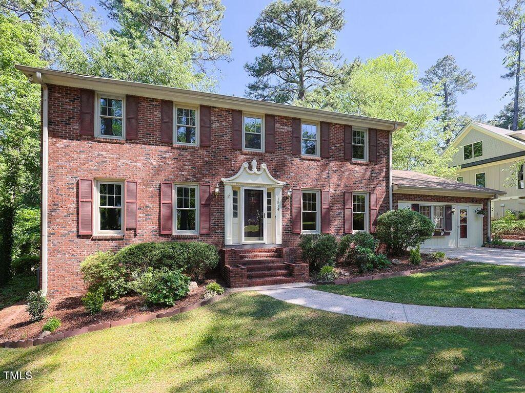 1514 Shadowood Lane Raleigh, NC 27612 - Photo 5 of 85 s5