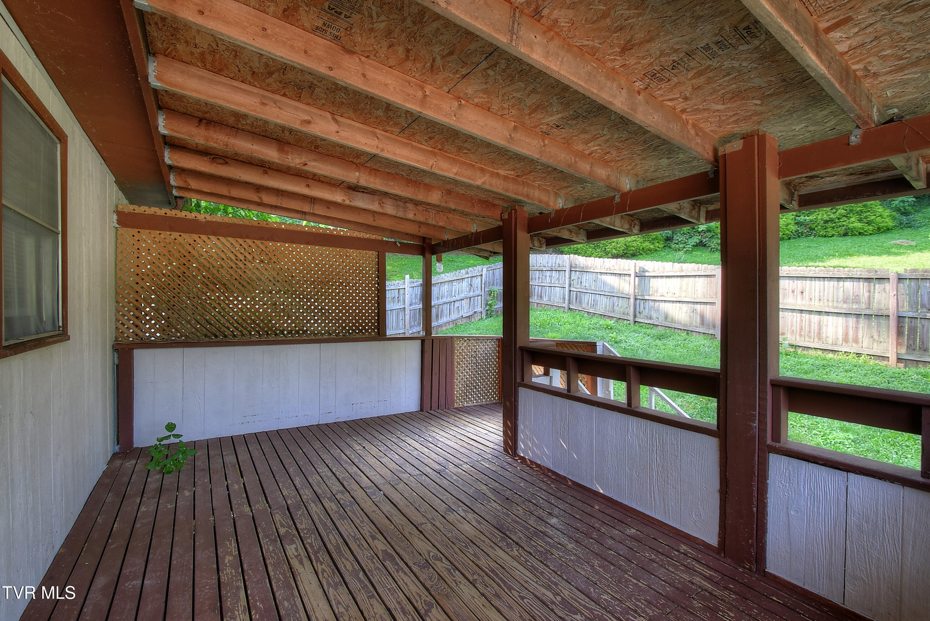 120 Russell Lane Hampton, TN 37658 - Photo 29 of 34 DSC_0472_3_4_5_6_7