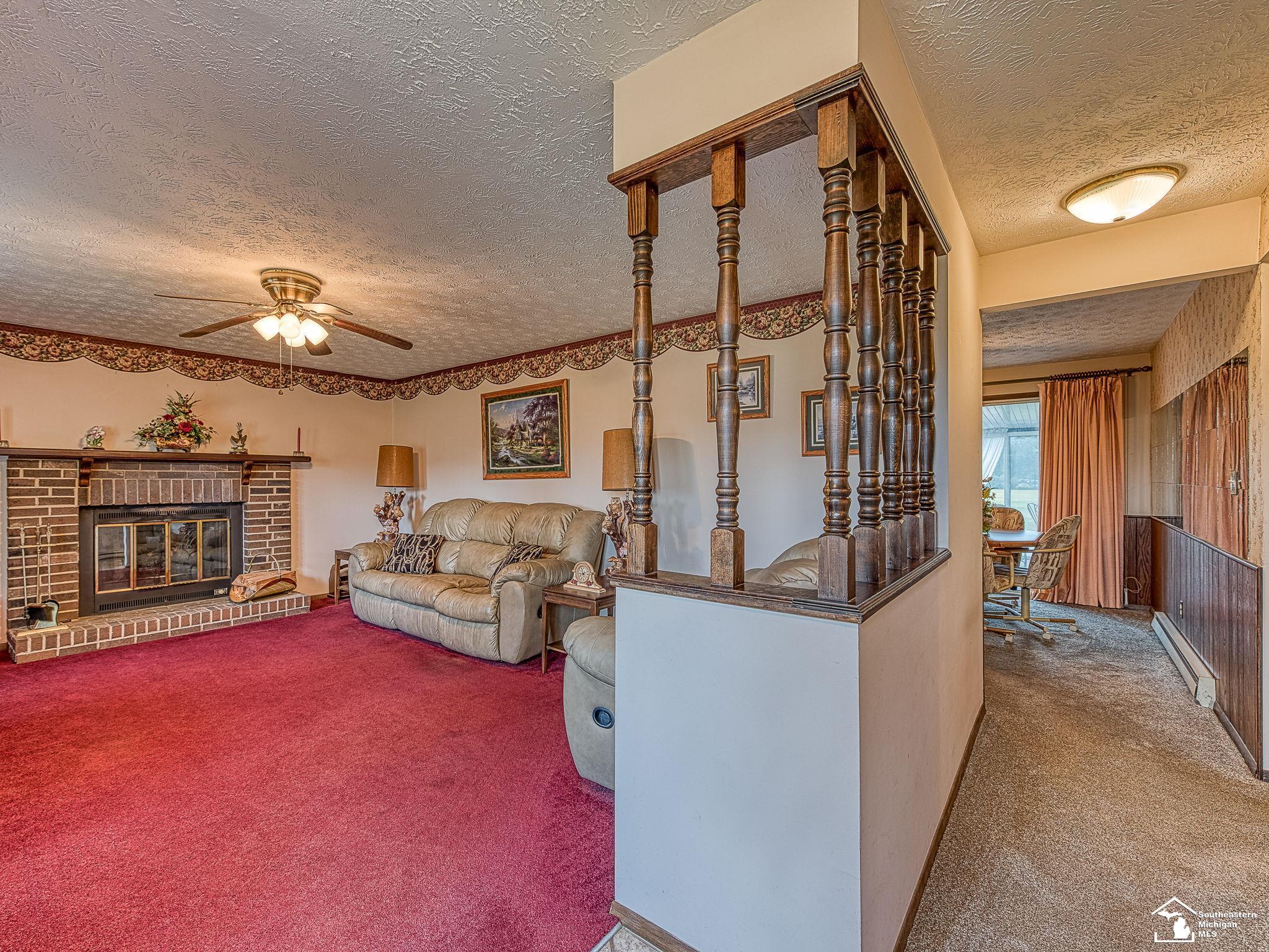 3563 Blue Bush Road Monroe, MI 48162 - Photo 2 of 53 50156006-40dc2651-ecac-4811-8df6-36e3eb62e743.JPG