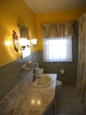 2 Ivy Street Worcester, MA 01604 - Photo 12 of 16 Gallery Image 12