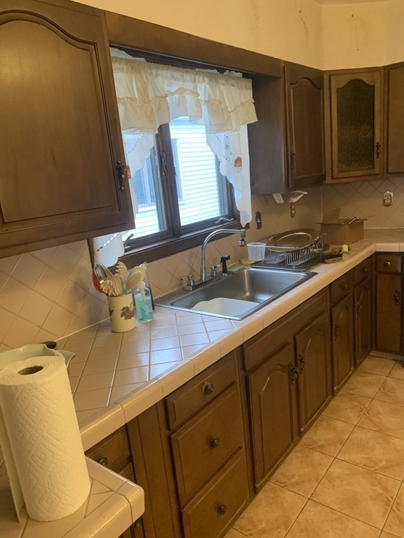 24 Spring Street Everett, MA 02149 - Photo 3 of 26 Gallery Image 3