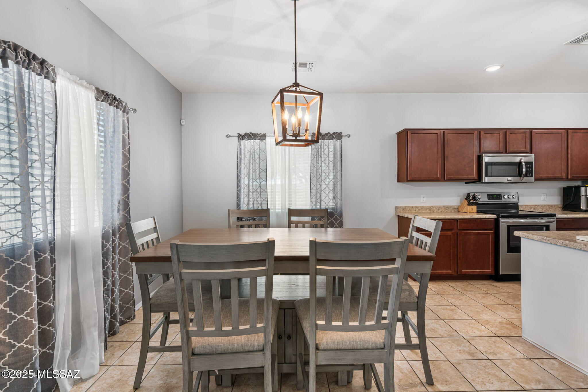 6522 East Brushback Loop Tucson, AZ 85756 - Photo 37 of 47 Dining Area