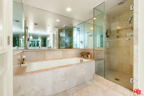 $11,500 | 701 Ocean Avenue, Unit 102, Santa Monica, CA 90402