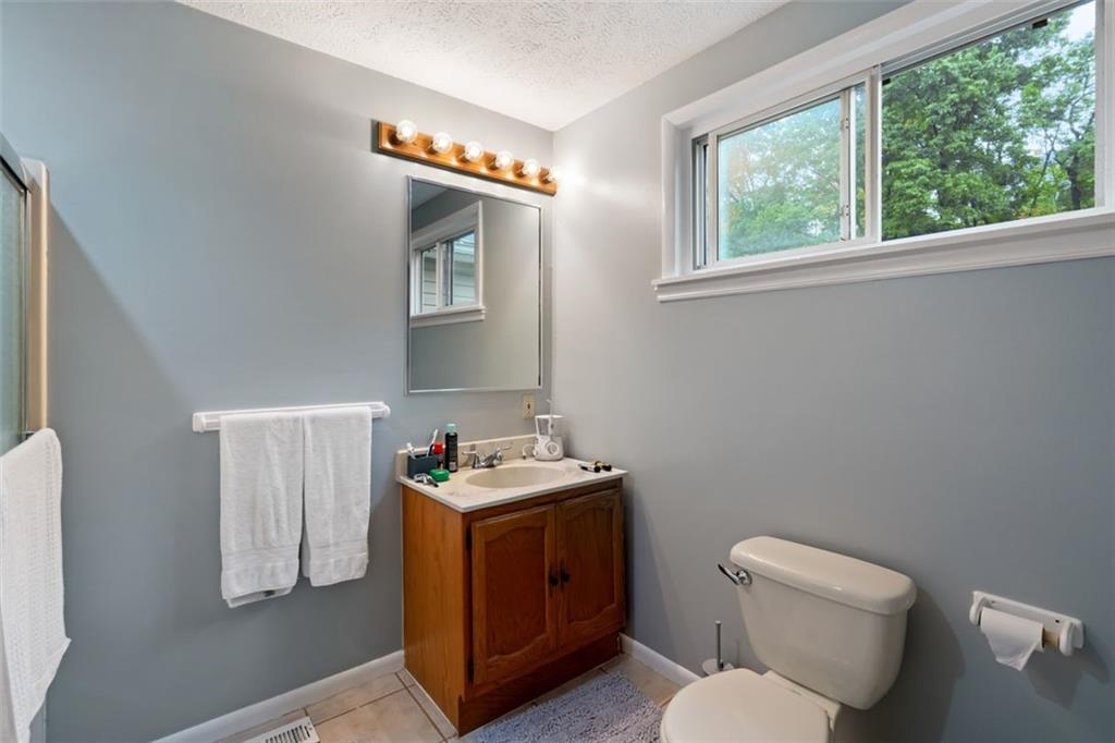 921 McLaughlin Run Road Bridgeville, PA 15017 - Photo 6 of 27 Unit 1