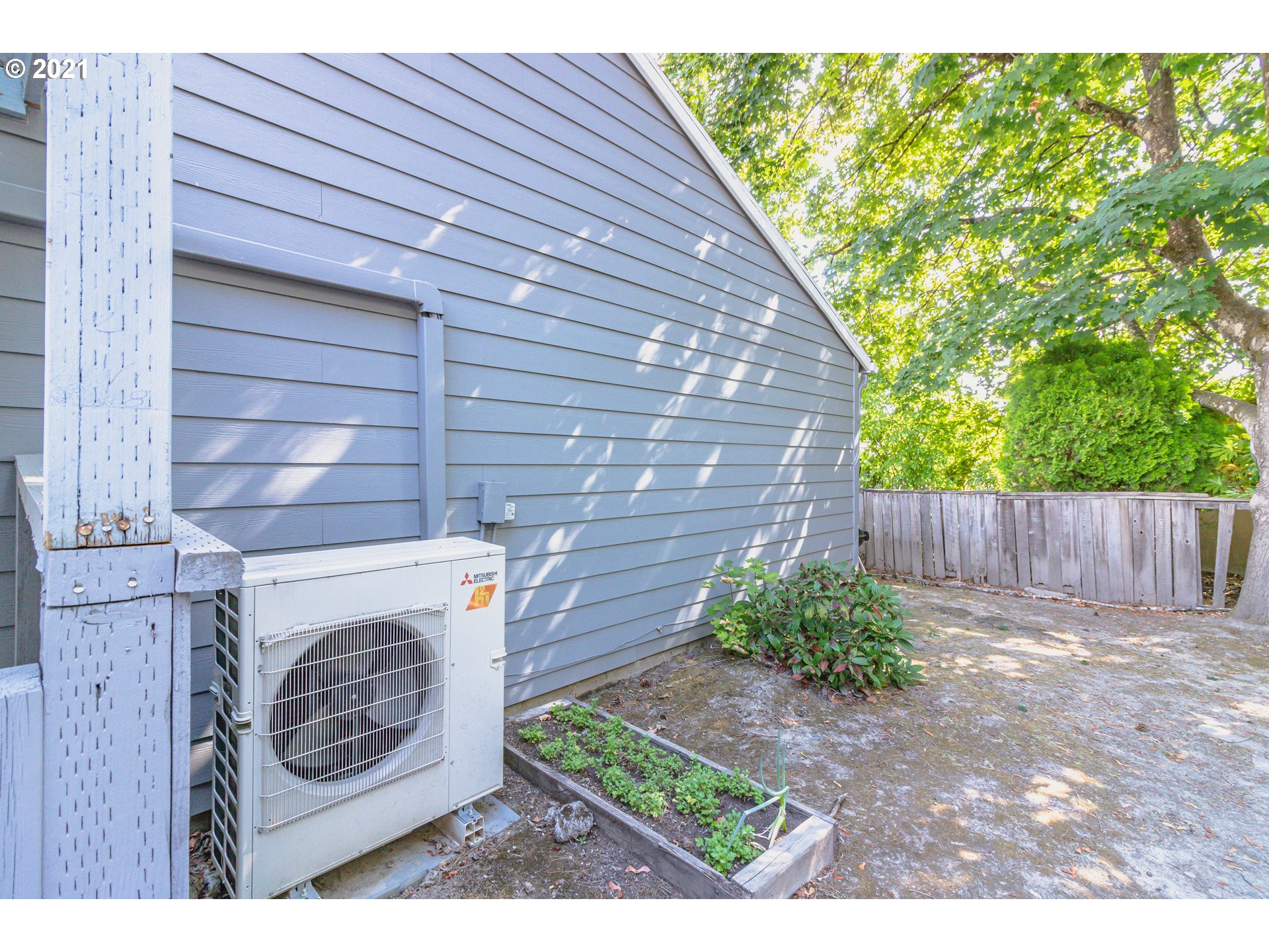 5596 Southwest Murray Boulevard Beaverton, OR 97005 - Photo 18 of 24