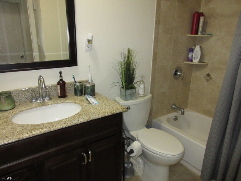 6 Flower Road Somerset, NJ 08873 - Photo 11 of 17