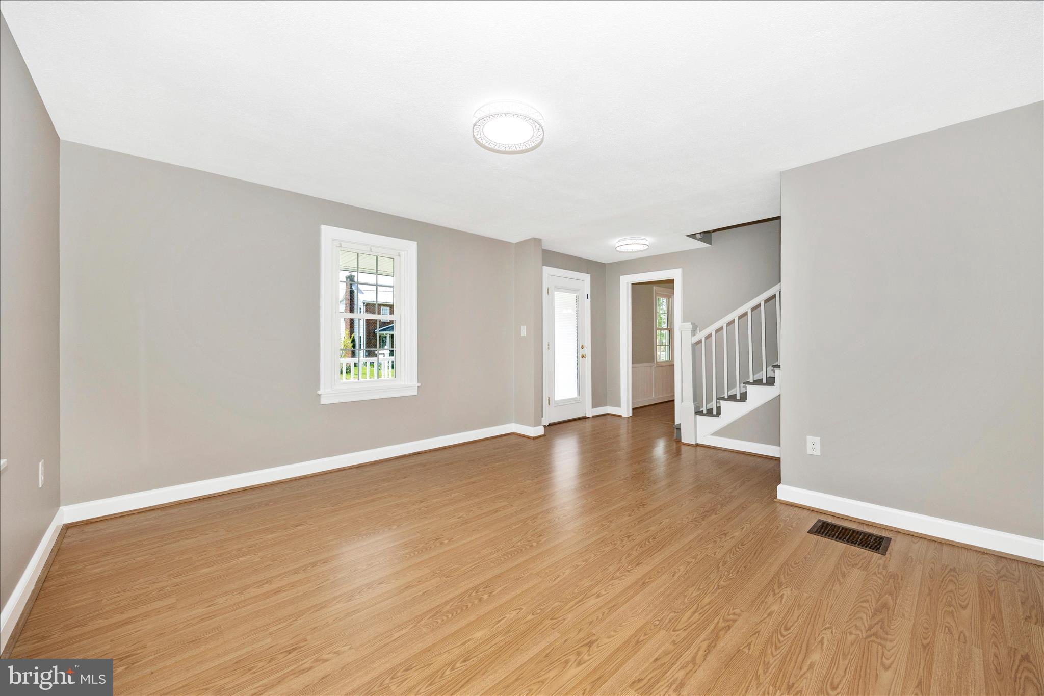 2780 Adams Street Adamstown, MD 21710 - Photo 5 of 96 Living Room