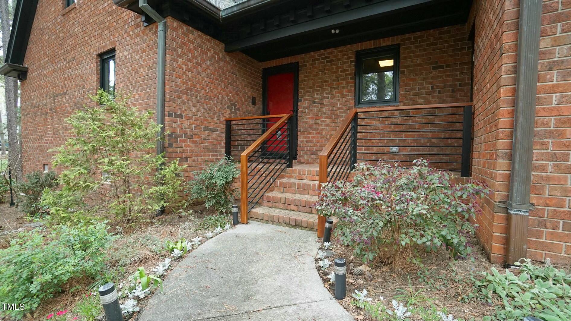 917 Queensferry Road Cary, NC 27511 - Photo 39 of 52 Side Entry