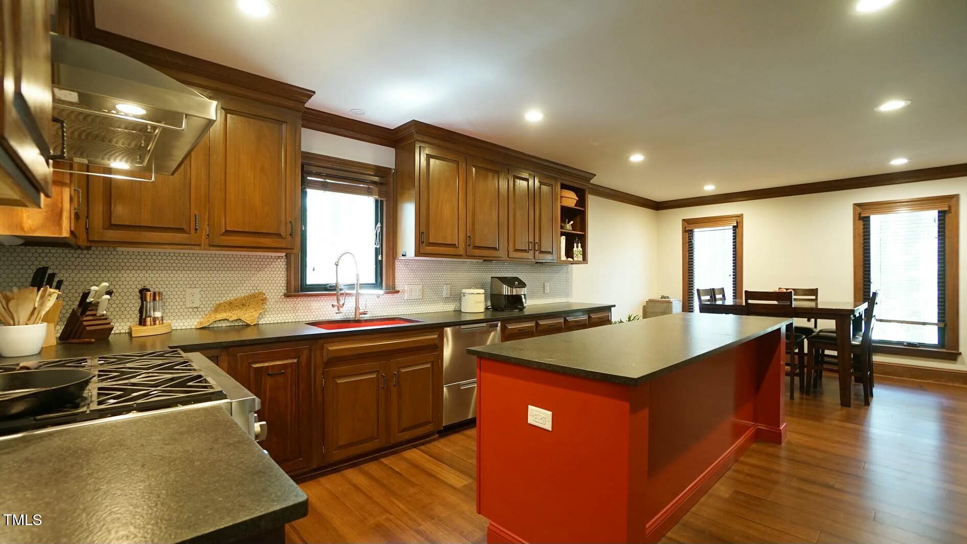 917 Queensferry Road Cary, NC 27511 - Photo 6 of 52 Kitchen