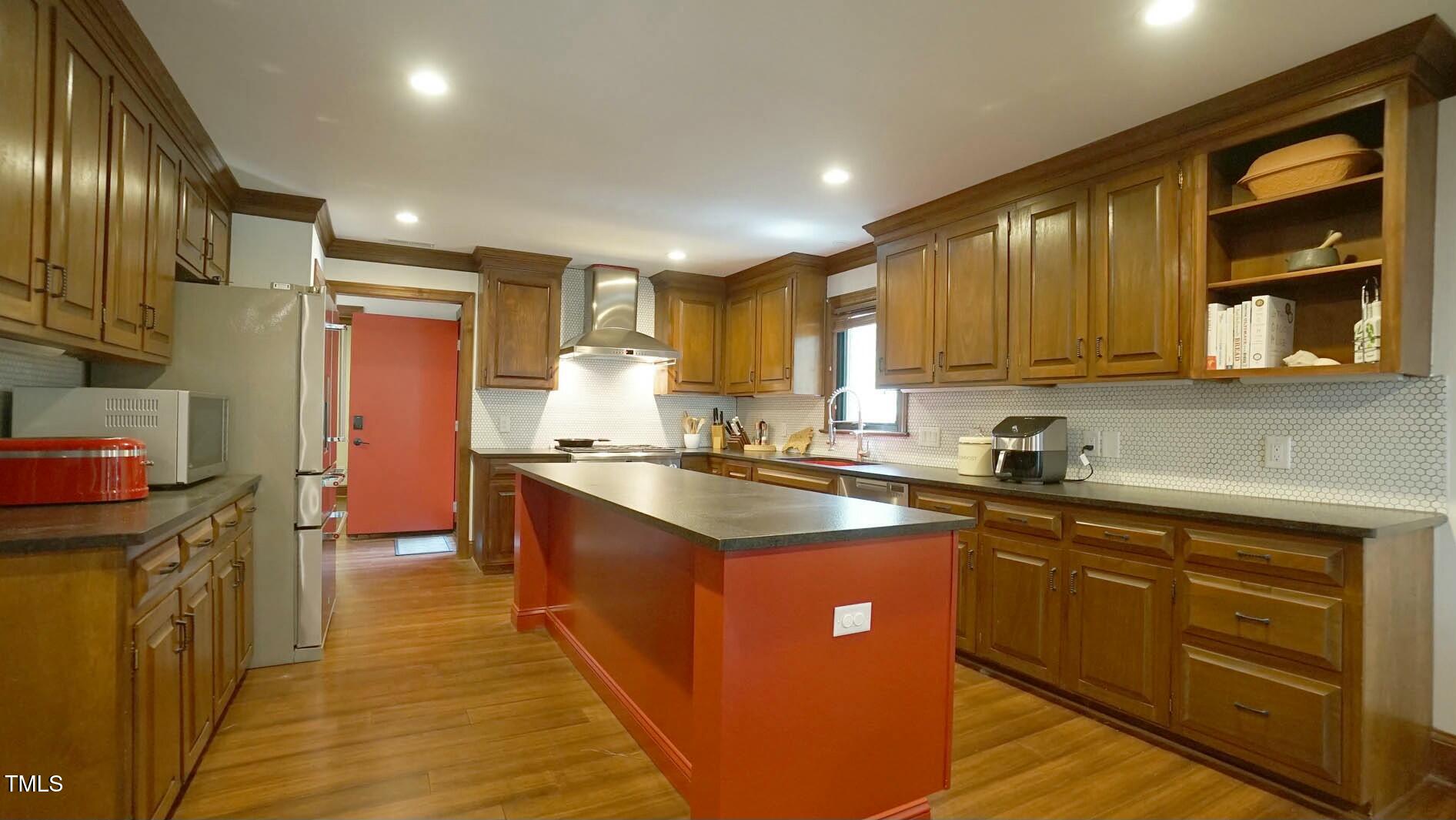 917 Queensferry Road Cary, NC 27511 - Photo 9 of 52 Kitchen