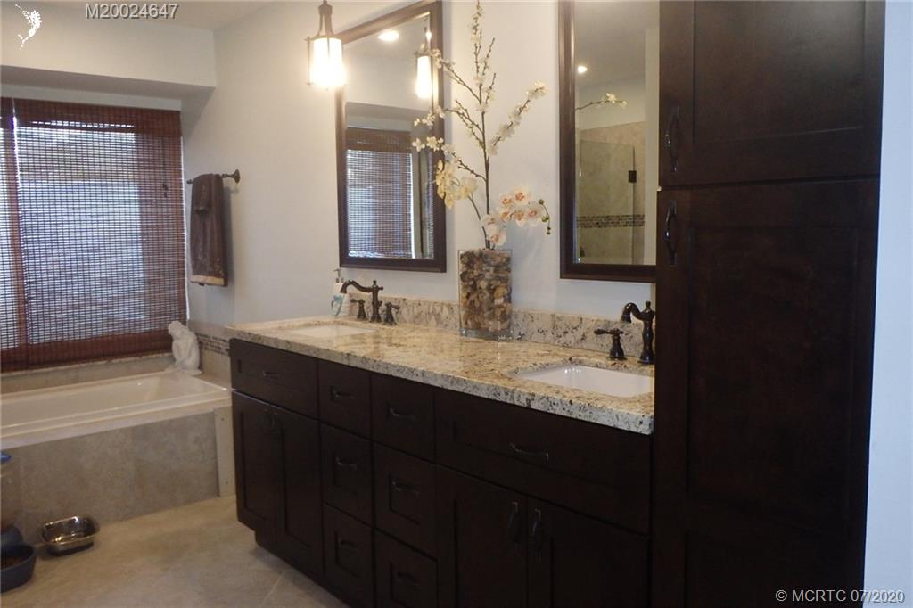 1784 Southwest Gregor Way Stuart, FL 34997 - Photo 34 of 35 Gallery Image 34
