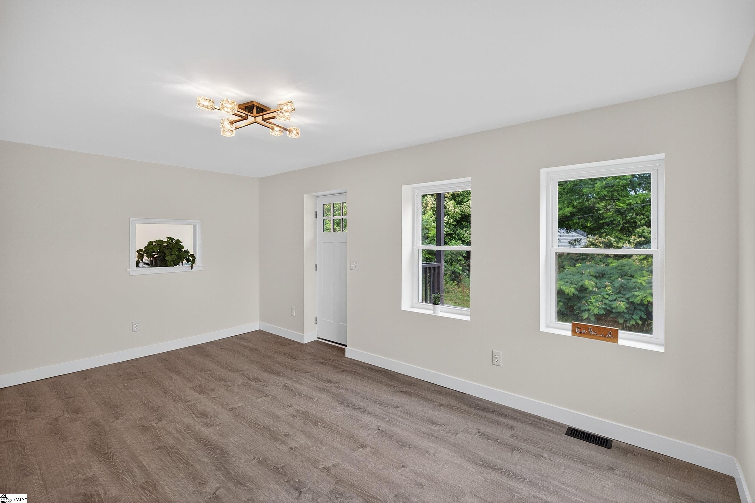 1103 Scott Drive Anderson, SC 29624 - Photo 2 of 23