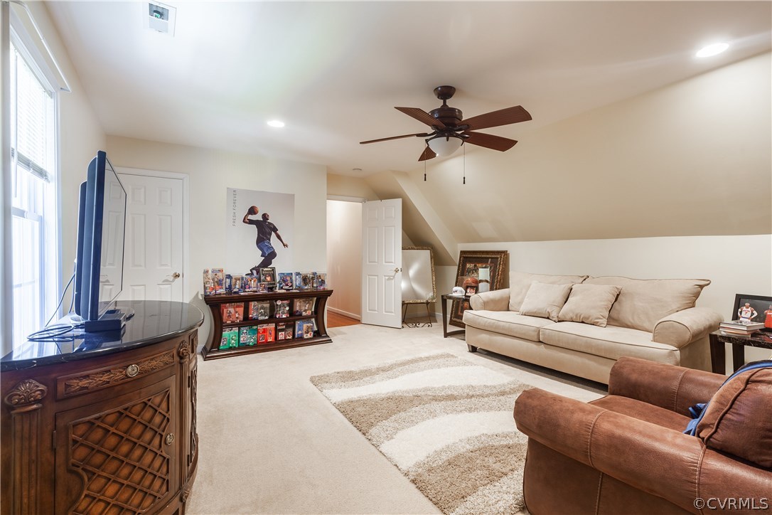 4367 Stately Oak Road North Chesterfield, VA 23234 - Photo 22 of 31 Bedroom #2 is HUGE!