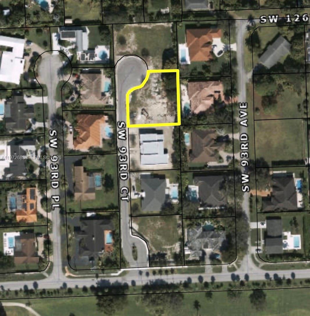 12641 Southwest 93rd Court Miami, FL 33176 - Photo 4 of 10