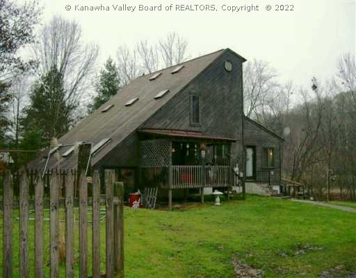 346 Strawberry Road St. Albans, WV 25177 - Photo 1 of 1 Exterior Front.