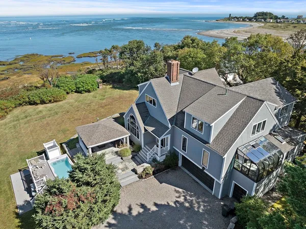 $2,400,000 | 1 Trouants Island, Marshfield, MA 02050