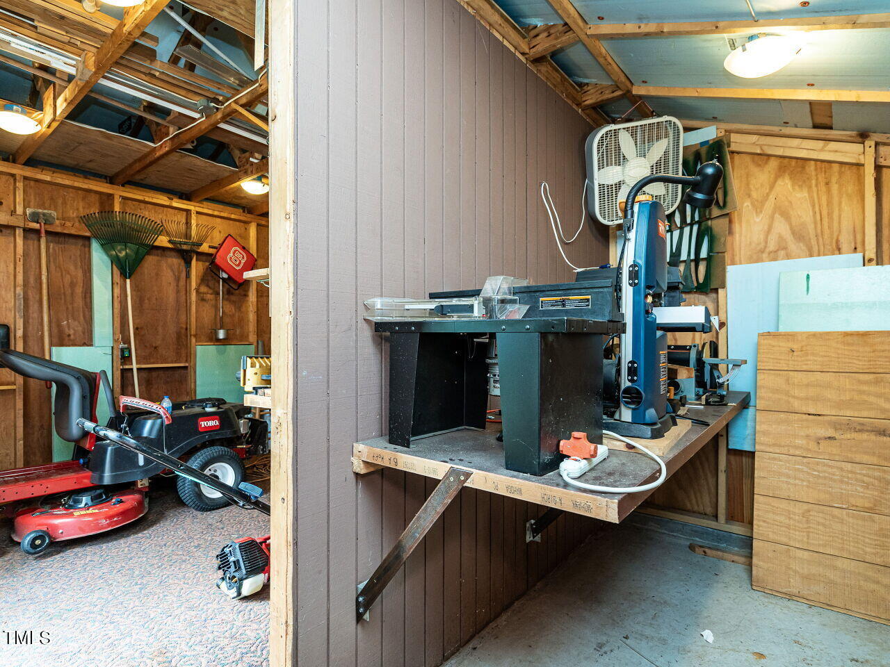 4926 McCormick Road Durham, NC 27713 - Photo 30 of 31 027-1280x960-inside-workshop