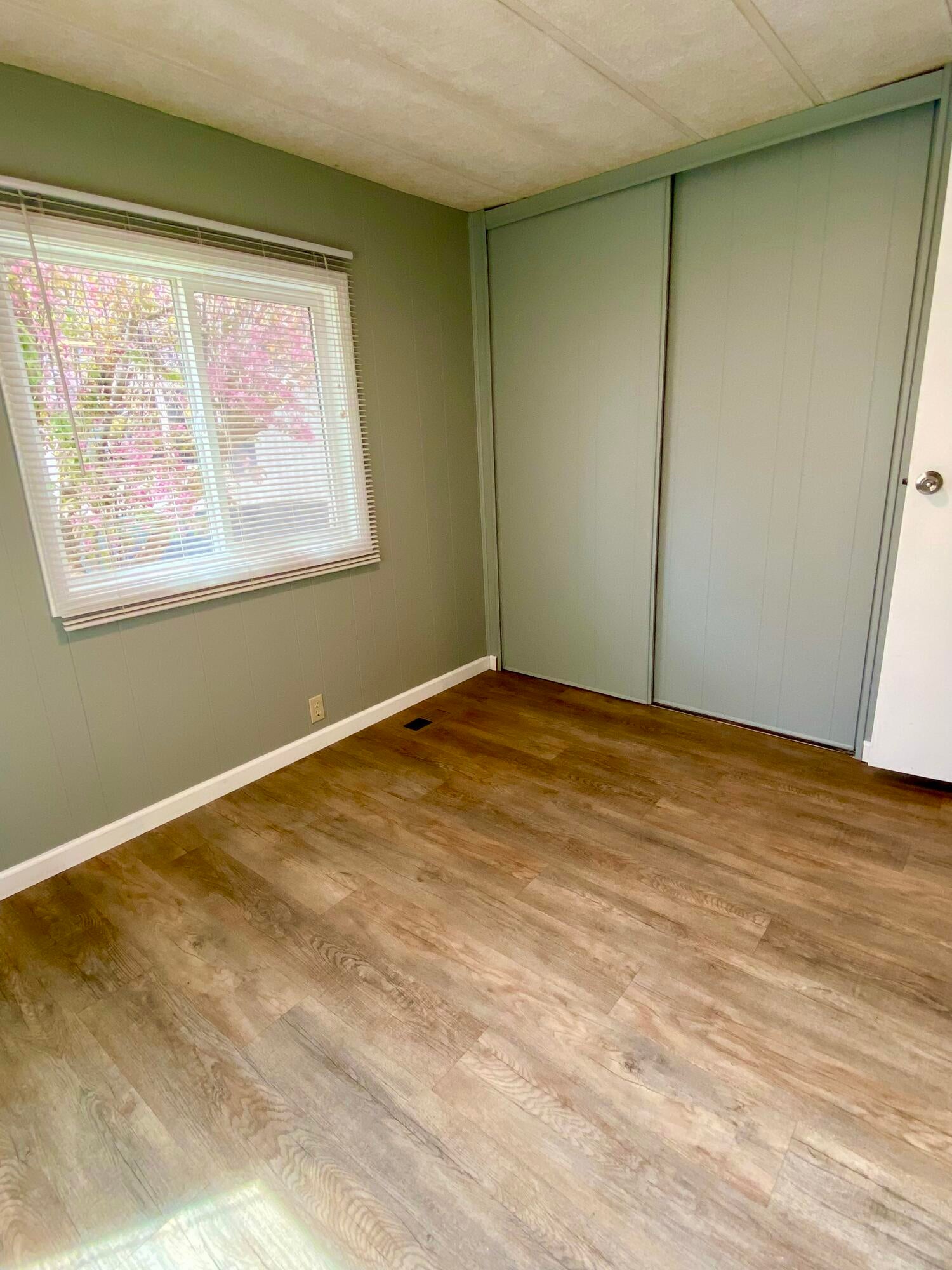 60311 Cheyenne Road, Unit 11 Bend, OR 97702 - Photo 15 of 42 IMG_0499
