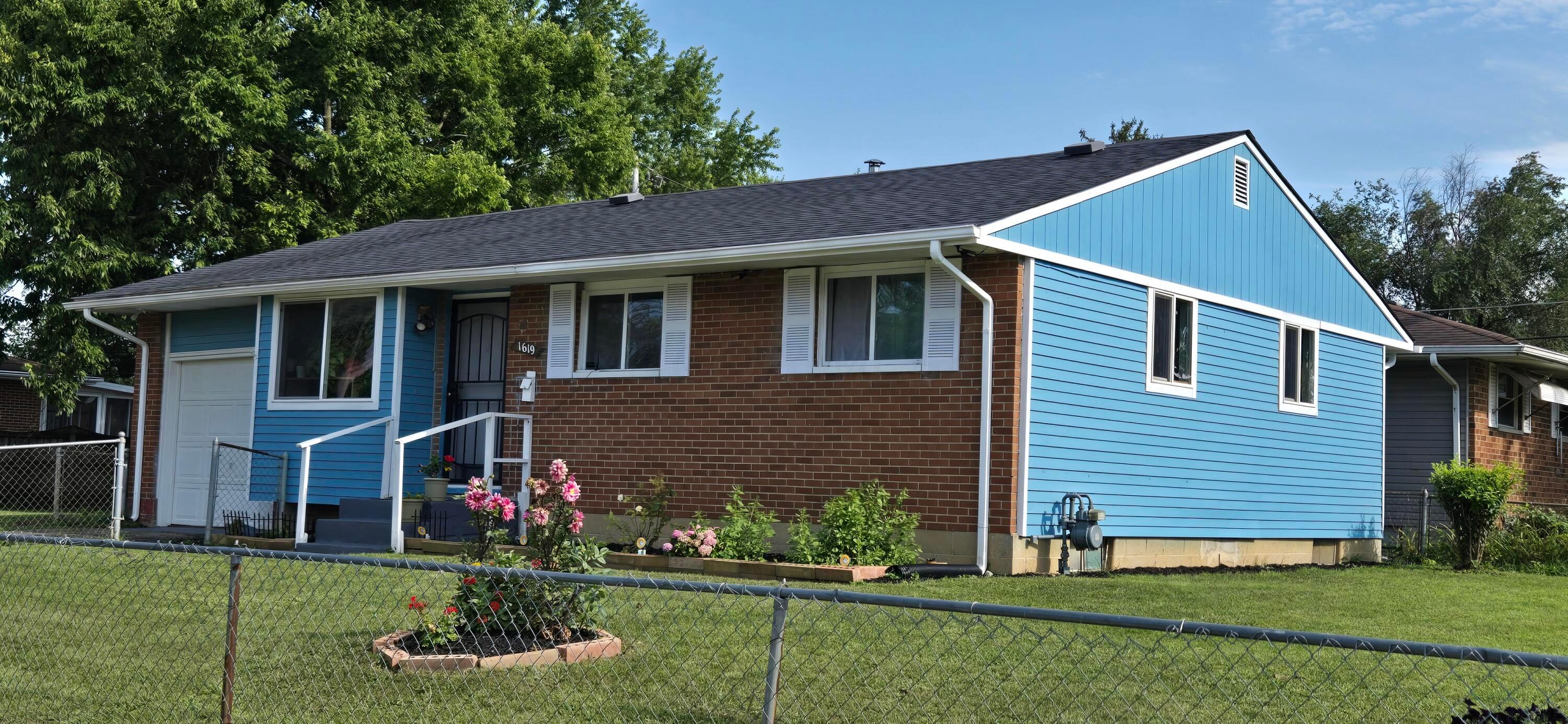 1619 Liscomb Road Columbus, OH 43207 - Photo 1 of 25 1619 Liscomb Rd