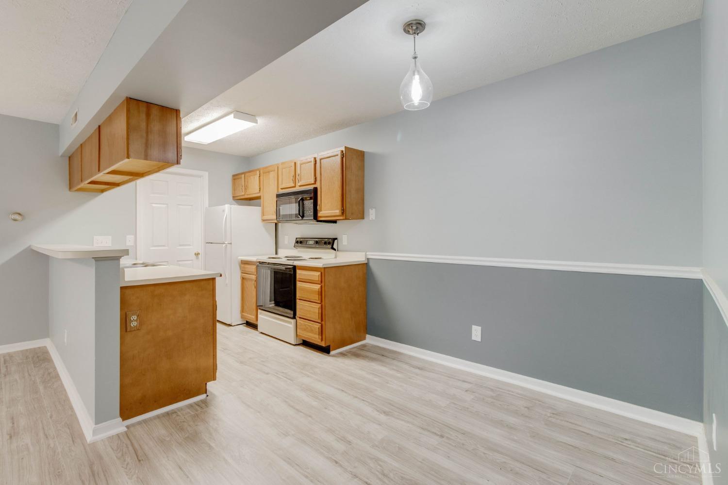 5757 Cheviot Road, Unit 1A Cincinnati, OH 45247 - Photo 10 of 30