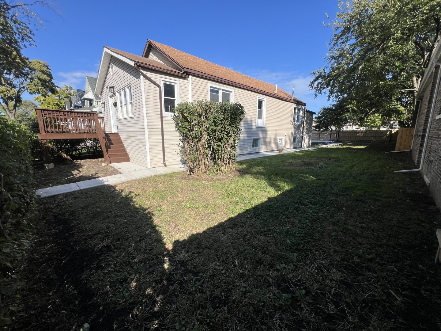 8423 South Carpenter Street Chicago, IL 60620 - Photo 3 of 19