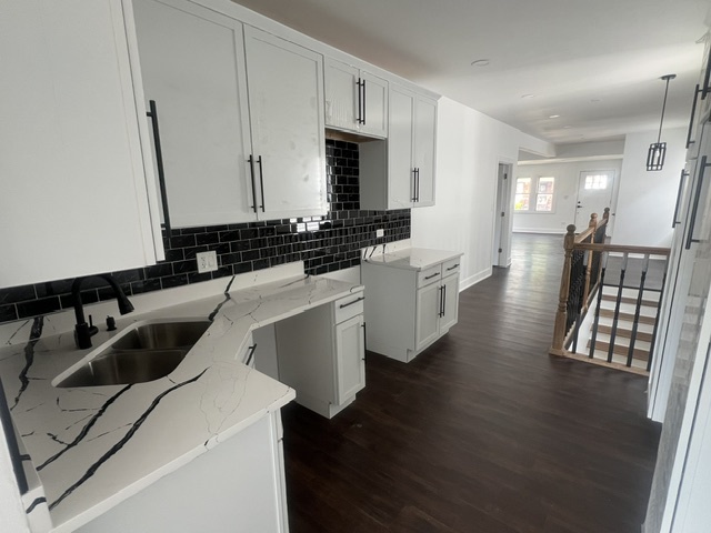 8423 South Carpenter Street Chicago, IL 60620 - Photo 9 of 19