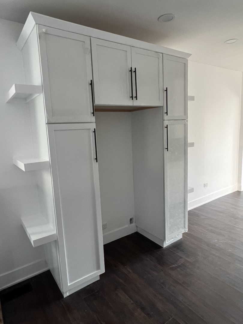 8423 South Carpenter Street Chicago, IL 60620 - Photo 10 of 19