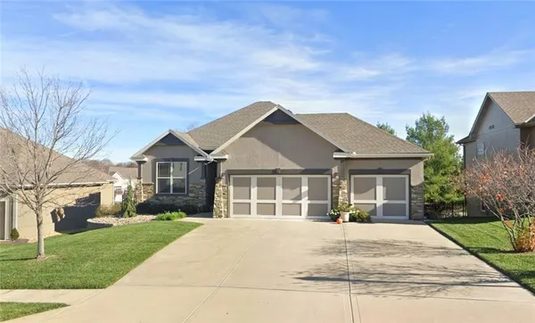 $500,000 | 12245 Belmont Drive, Platte City, MO 64079