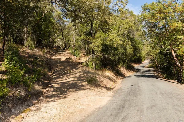 $1,795,000 | 5500 Grove Street, Sonoma, CA 95476