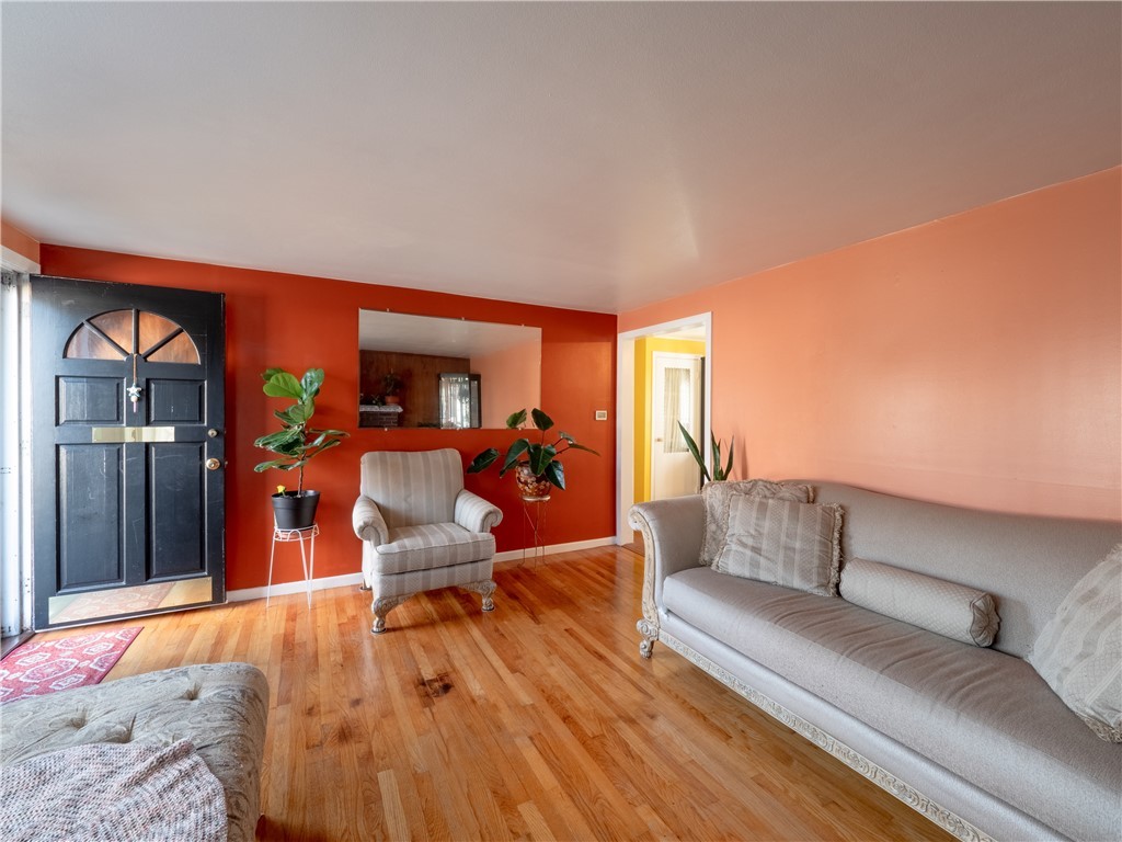 67 Hagerstown Road Warwick, RI 02886 - Photo 16 of 48