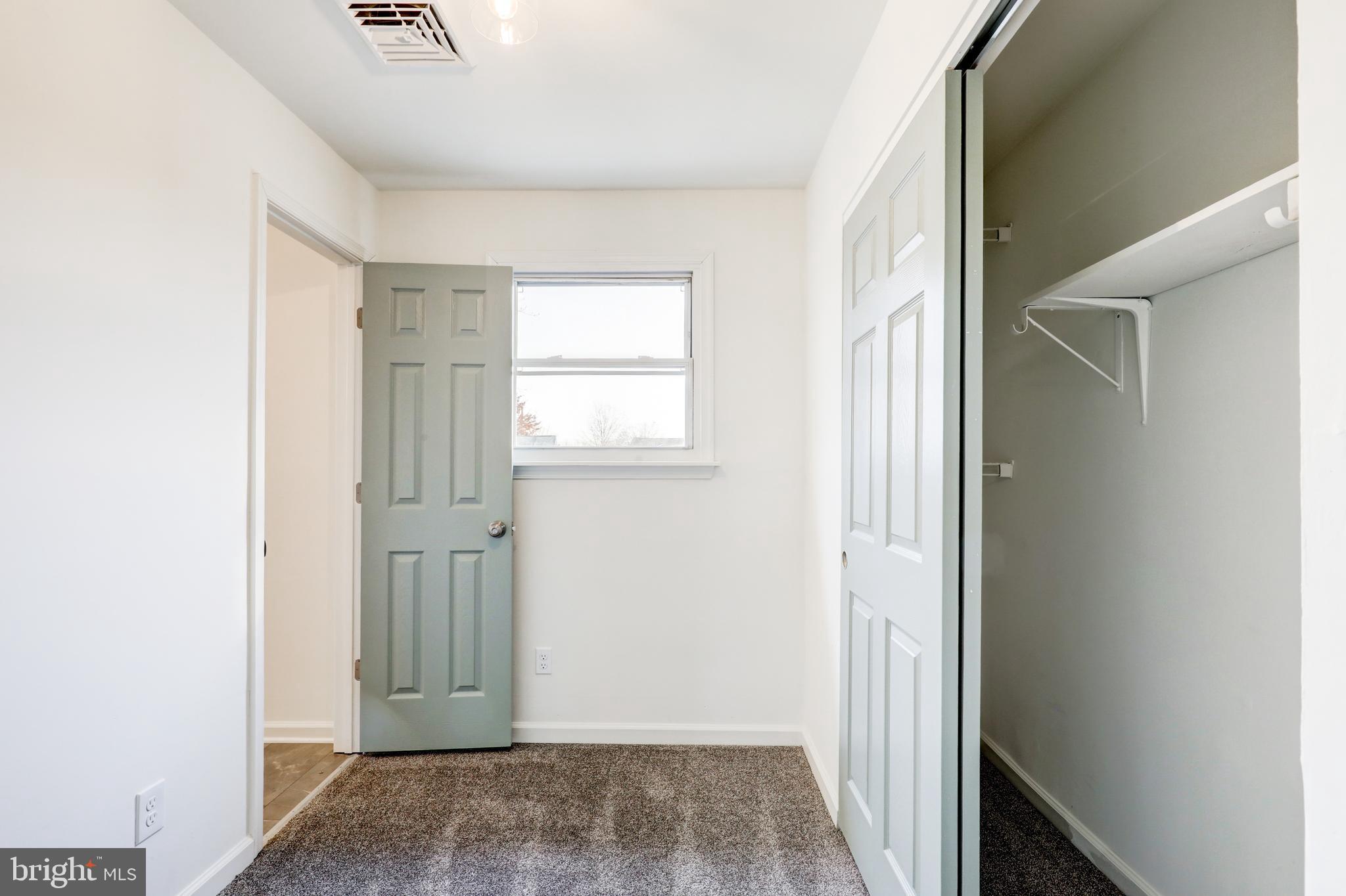 31 Nature Lane Levittown, PA 19054 - Photo 20 of 33 a view of an empty room