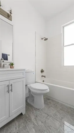 $275,000 | 1239 Clara Avenue, St. Louis, MO 63112